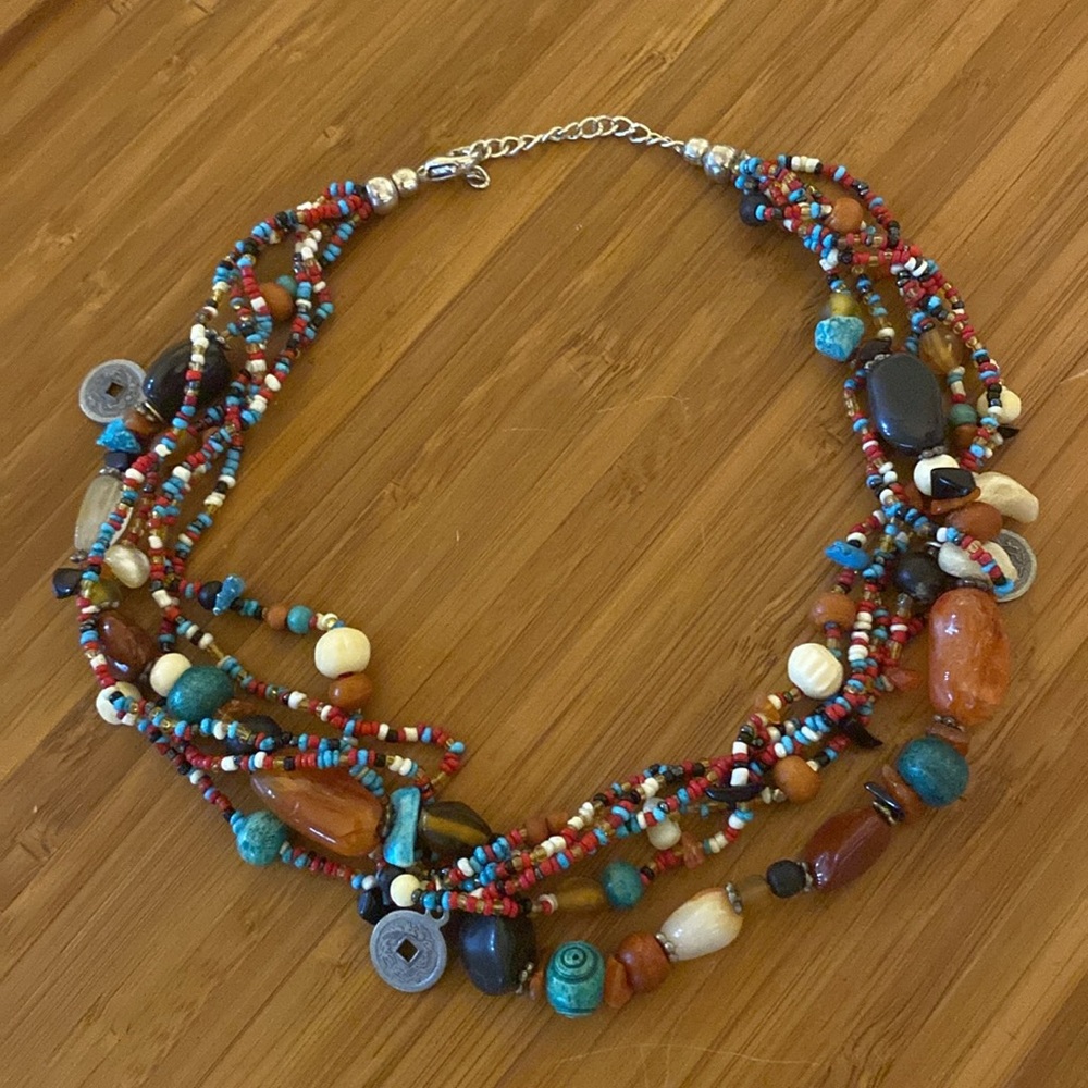 MULTI STONE BEADED NECKLACE